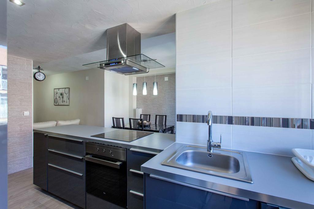 Apartment Malvarrosa Beach Cavite Valencia Eksteriør bilde